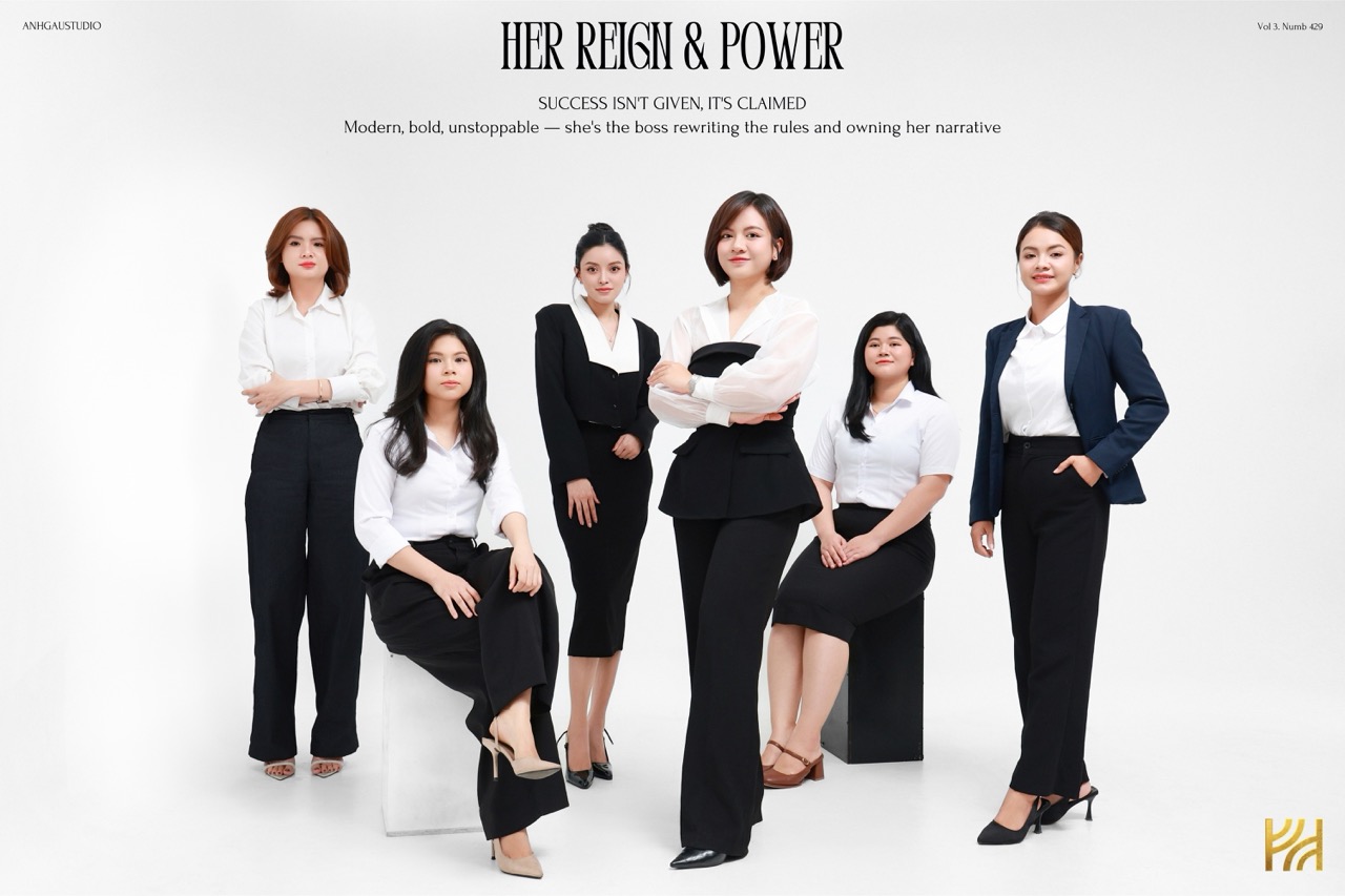 Her Reign & Power - 2
