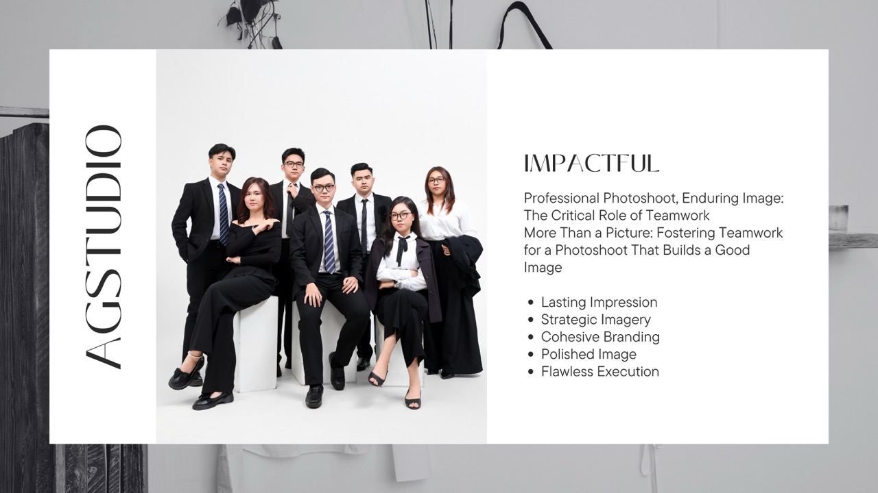 Black and White Modern Elegant Fashion Collection Presentation - 2